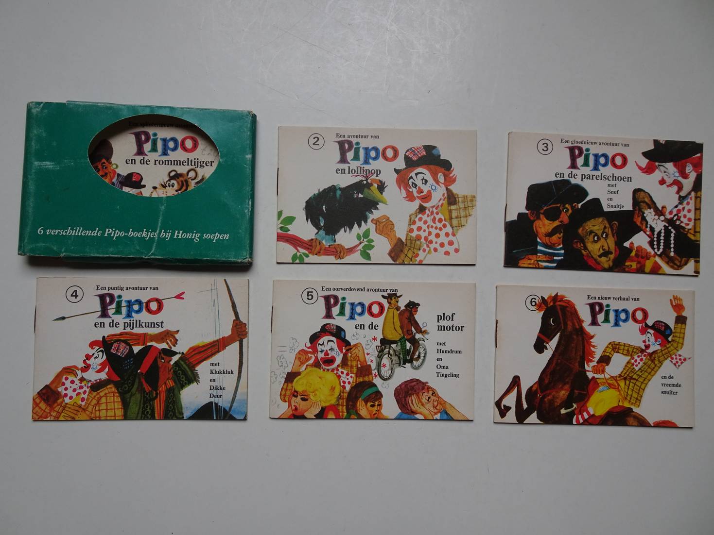 N.n.. - 6 verschillende Pipo-boekjes bij Honig soepen. Pipo en de rommeltijger/ Pipo en lollipop/ Pipo en de parelschoen/ Pipo en de pijlkunst/ Pipo en de plofmotor/ Pipo en de vreemde snuiter.